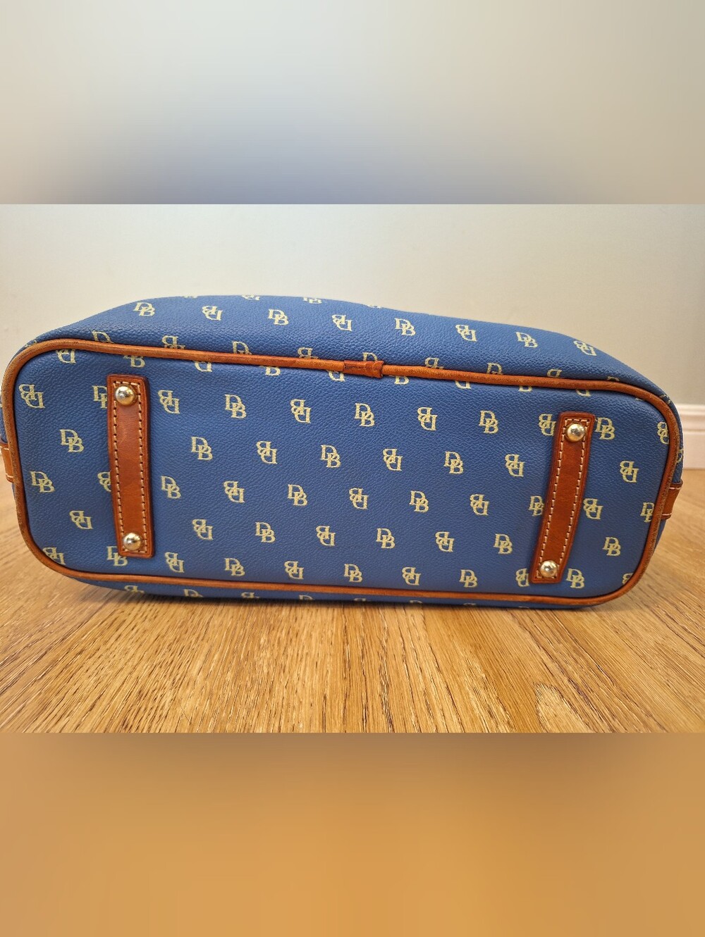Dooney & Bourke Gretta Leisure Shopper Tote - Picture 6 of 11